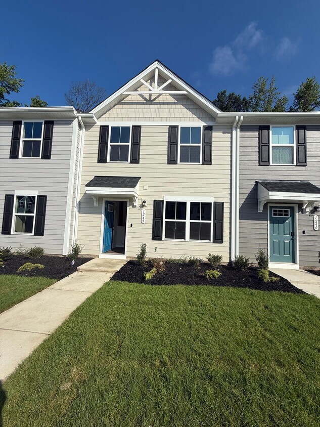 Foto principal - 1244 Canterbury Rdg Rd