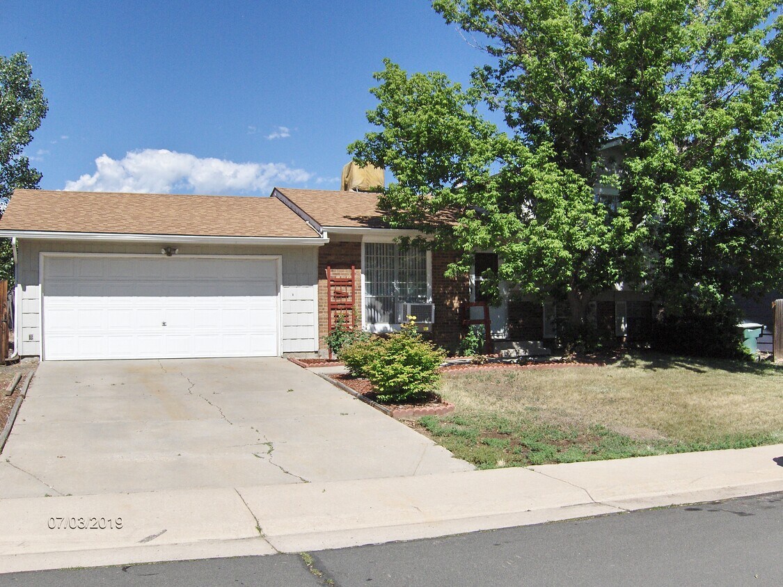 2316 E 96th Way, Thornton, CO 80229 House Rental in Thornton, CO