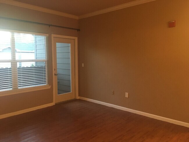 Foto del edificio - 2 Bedroom, 2 Bath Unit in the Bridgefield Condominiums Community, in Antelope.