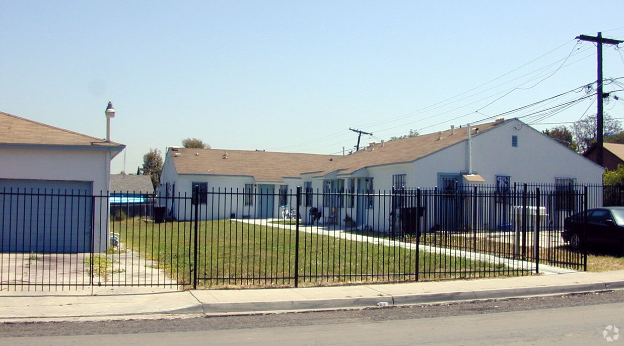 Building Photo - 40th Street Apartments
