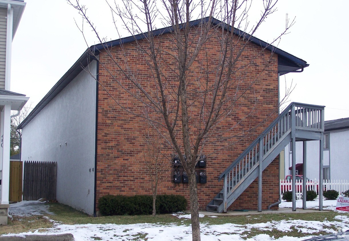 Building Photo - 484-498 Forest St