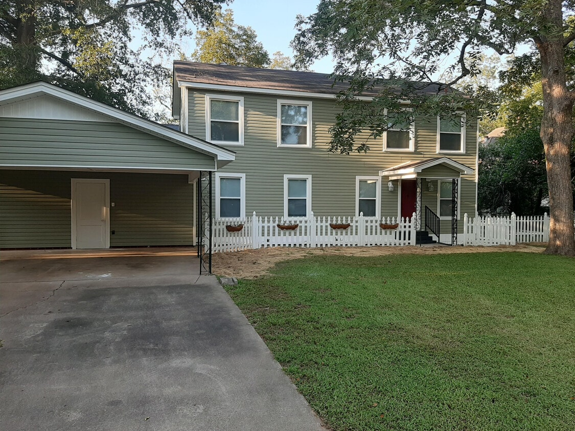 Foto principal - 505 W Crockett St