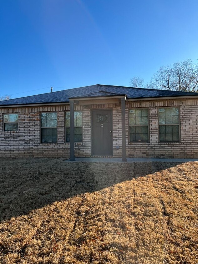 Primary Photo - NEW CONSTRUCTION 3 bed 2 bath duplex