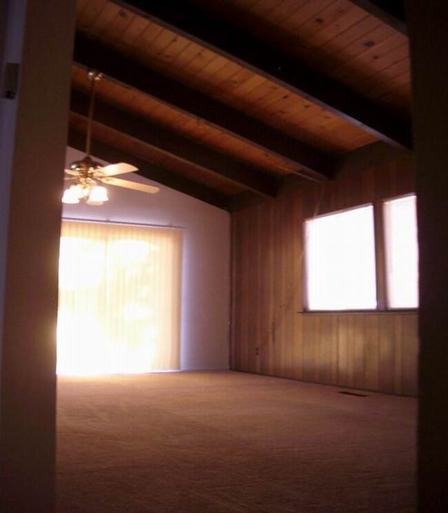 Building Photo - 3345 Pickett Ave