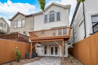 Building Photo - 2019 Morse St