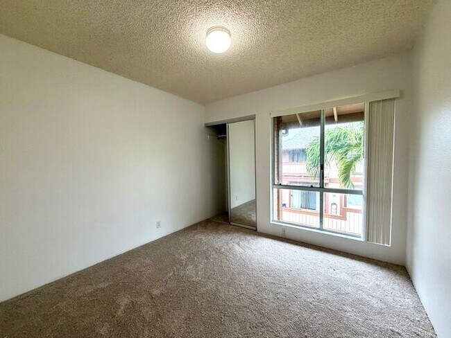 Foto del edificio - Ewa Beach - Palm Villas II: 2 Bed 1-1/2 Bath Townhouse w/ 2 Parking