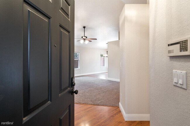 Building Photo - 3 br, 2 bath House - 988 Lanigan Ct