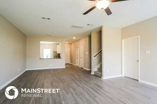 Foto del edificio - 25242 Dickens Dr