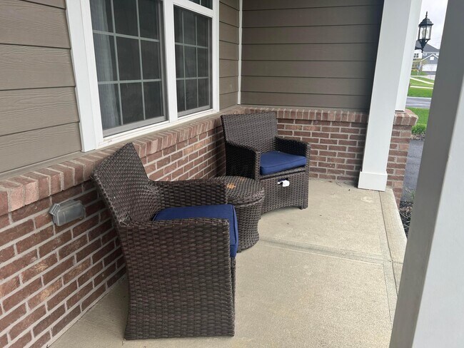 Building Photo - 5222 Tarlmeadows Ln