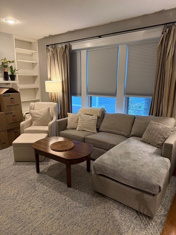 Building Photo - 11 Vinal St