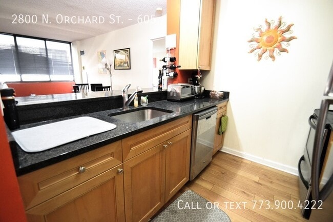 Building Photo - 2800 N Orchard St