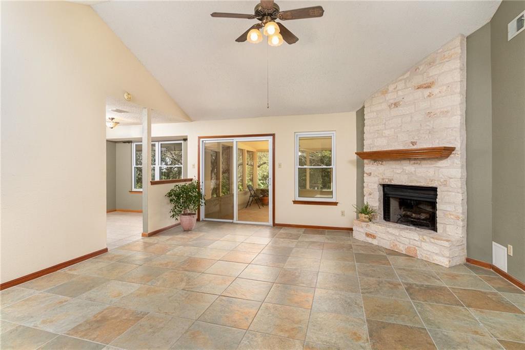 Foto principal - 6905 Smokey Hill Rd