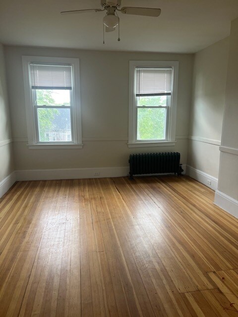 Building Photo - 415 Blackstone St