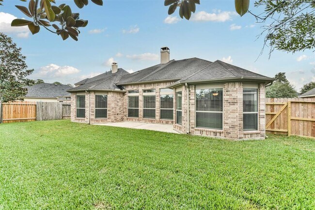 Foto del edificio - 15922 Azalea Shores Ct