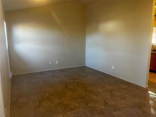 Building Photo - 1204 Blackjack St