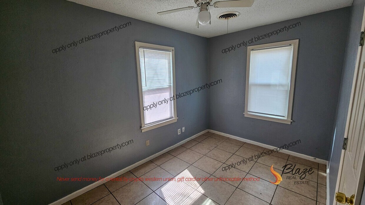 Building Photo - 2 Bedroom home for lease