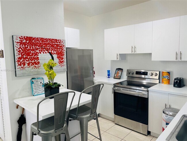 Foto del edificio - 4615 N Miami Ave