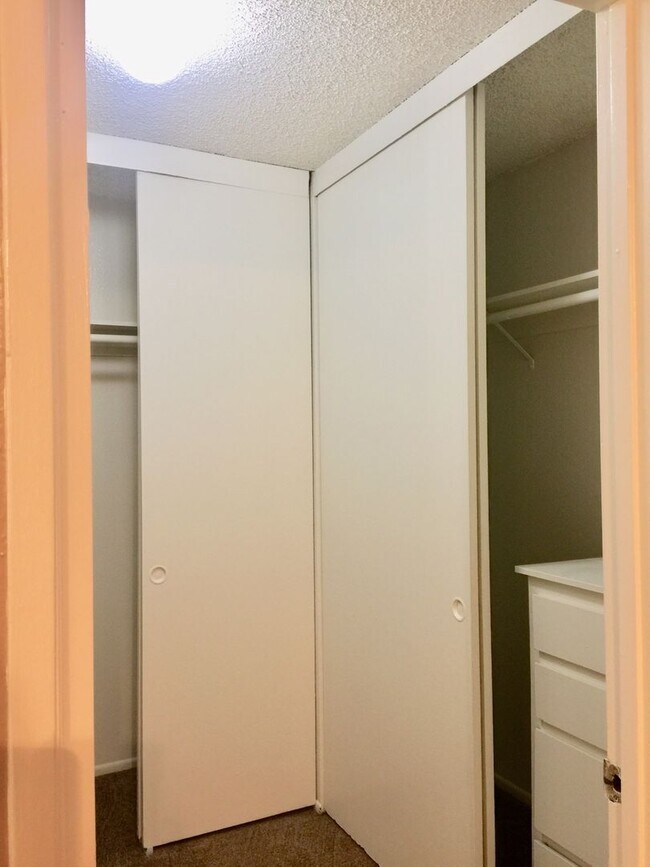 156 Arbor Park Apartments 1219 N State College Blvd Anaheim, CA Apartments for Rent in