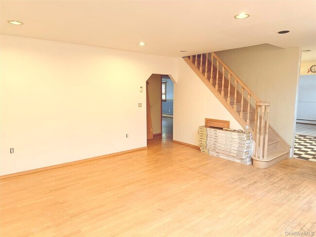 Building Photo - 92 Stone Ln