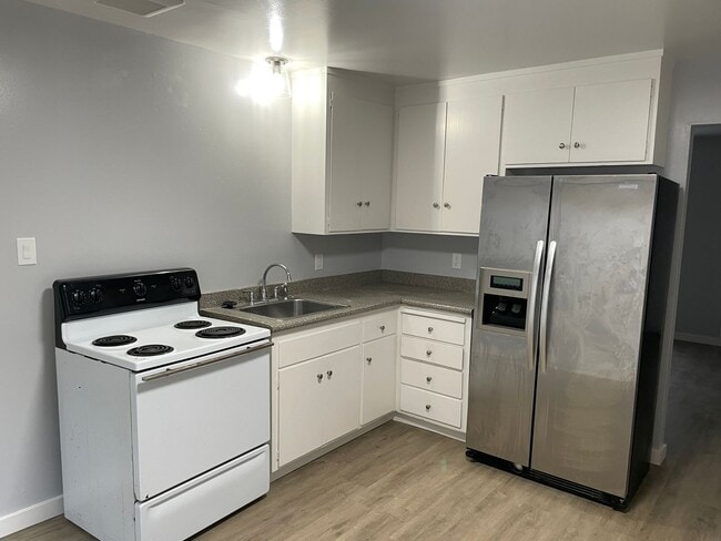 Building Photo - Jefferson