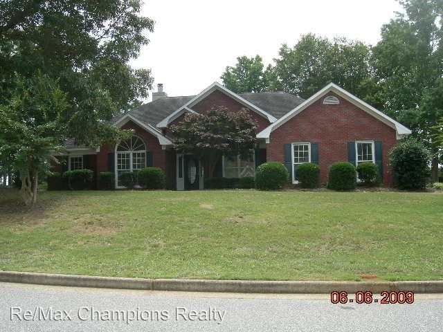 Primary Photo - 4 br, 2.5 bath House - 2201 Bridle Ct