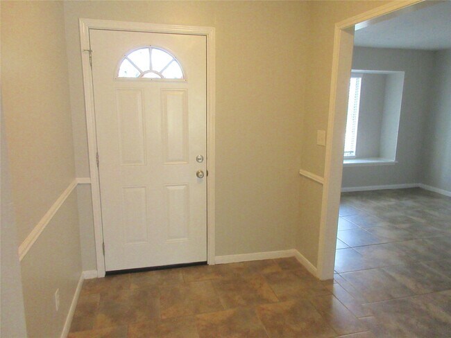 Foto del edificio - 3022 Kenross St