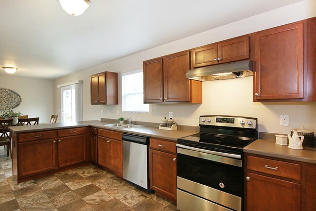 Foto del edificio - 330 Wagon Wheel Ct