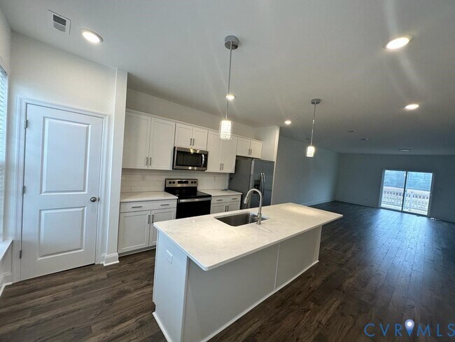Building Photo - 7117 Leire Ln