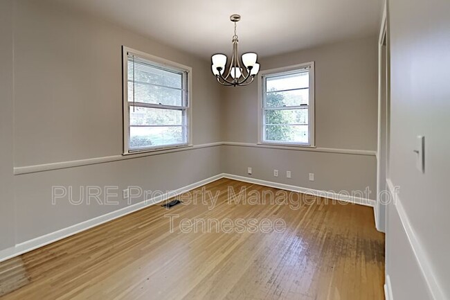 Building Photo - 581 Watsonwood Dr