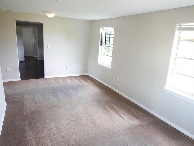 Foto del edificio - 4308 McKinley St