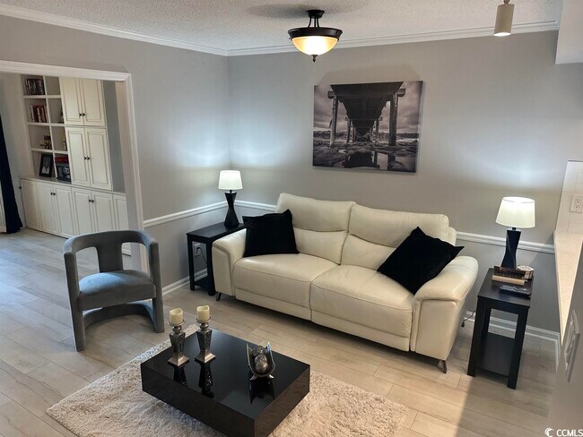 Foto del edificio - 4840 Moss Creek Loop
