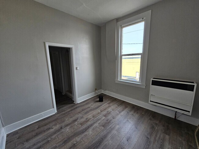 Foto del edificio - 221 Fir St