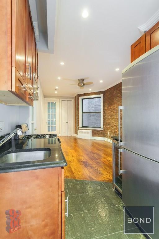 Foto principal - 309 W 97th St