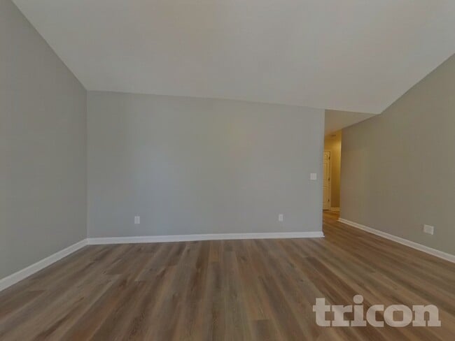 Building Photo - 2544 Winterville Dr