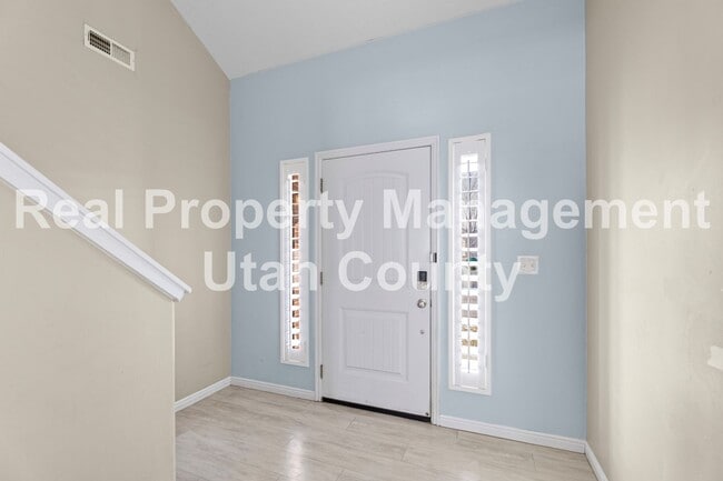Building Photo - Half Off First Months Rent! New Lower Pric...