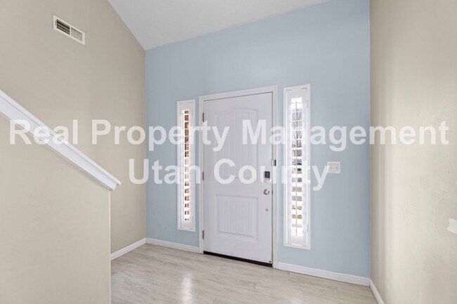 Foto del edificio - Pleasant Grove Townhome