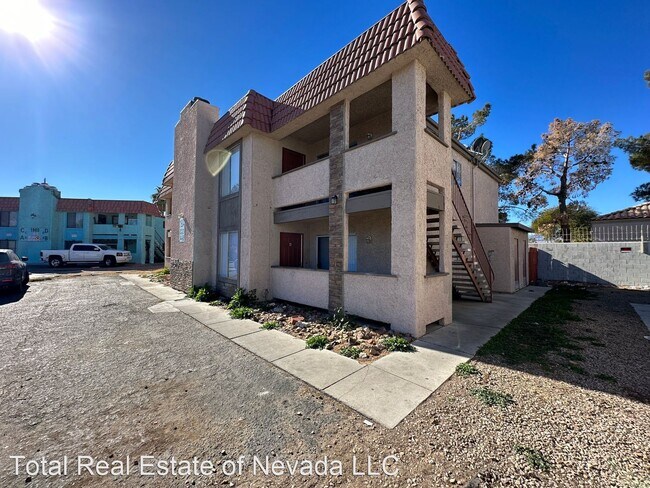 Foto del edificio - 2 br, 2 bath House - 1904 Lirio Way, Unit B