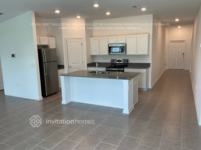Foto del edificio - 3091 Blue Bonnet Ln