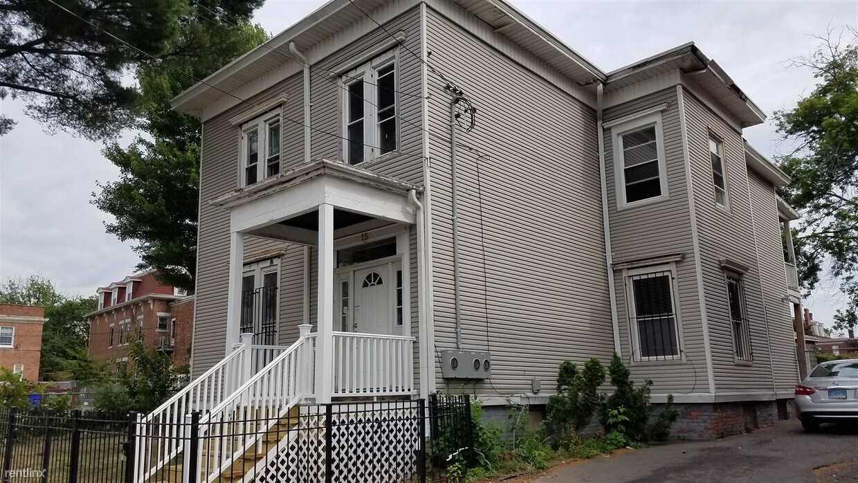 Primary Photo - 2 br, 1 bath House - 15 Ward St 2 Family H...
