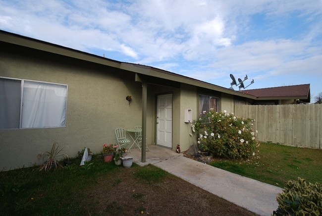 Building Photo - 6104 Stine Rd