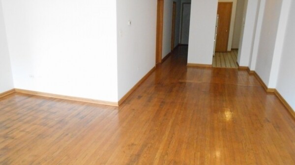 Foto del edificio - 1367 W Sunnyside Ave