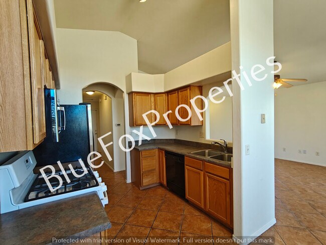 Foto del edificio - 60354 Alpine Way