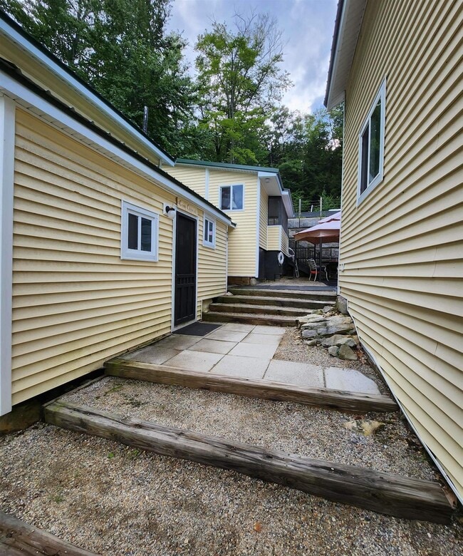 Building Photo - 66 Spring St