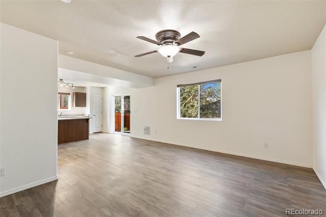 Foto del edificio - 4070 Creek Legend View