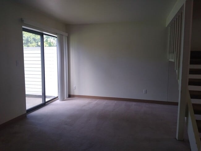 Foto del edificio - Fort Collins Condo for Rent – Updated and ...