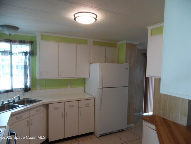 Foto del edificio - 7596 Boxelder Rd