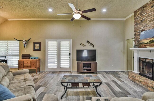 Foto del edificio - Move in special $500.00 off 1st full rent!...
