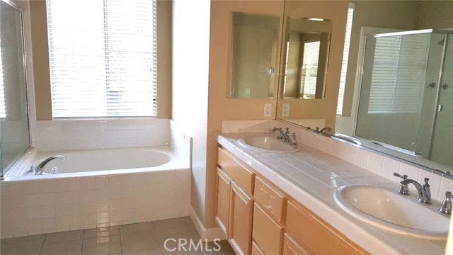 Building Photo - 12421 N La Coste Dr