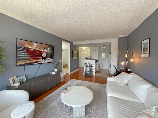 Foto del edificio - 300 Mamaroneck Ave
