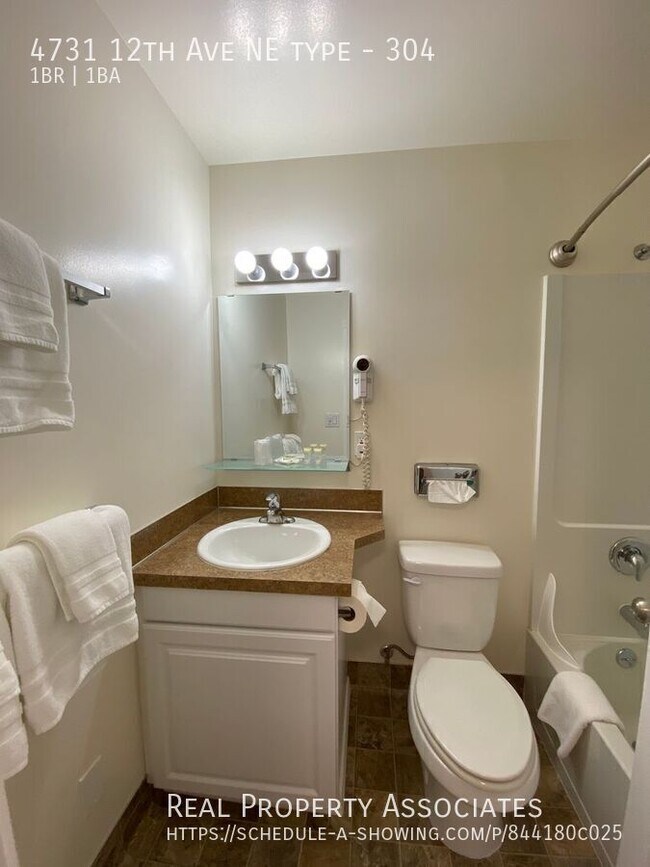 Foto del edificio - 4731 12th Ave NE